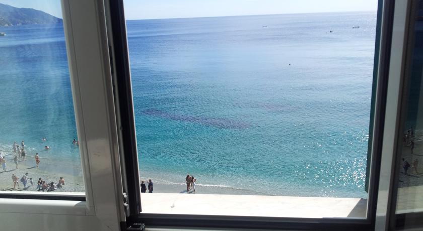 La Terrazza Sul Mare Affittacamere Monterosso al Mare Room photo